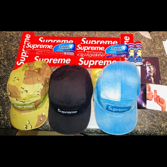 Supreme - Picture 1 of 2